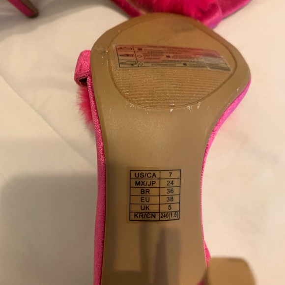 F21 velvet heels - Picture 2 of 2